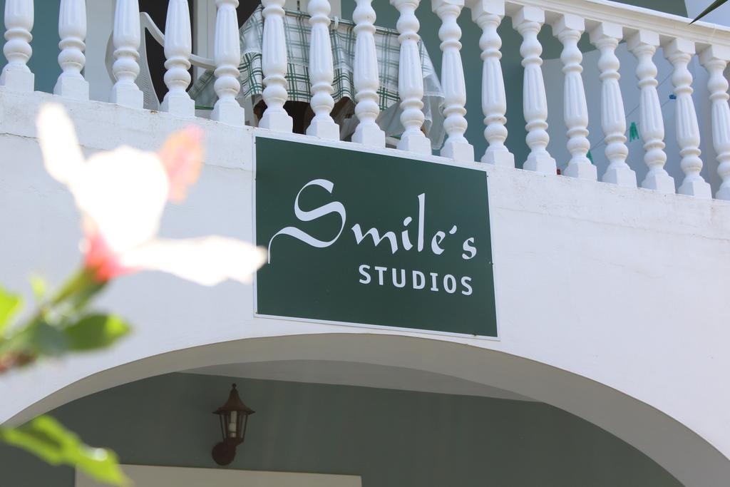 Smile'S Studios Tsilivi  Exterior foto